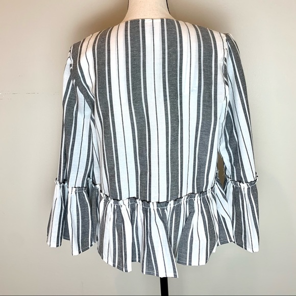 August Silk Gray/White Striped Jacket Small - Picture 3 of 7